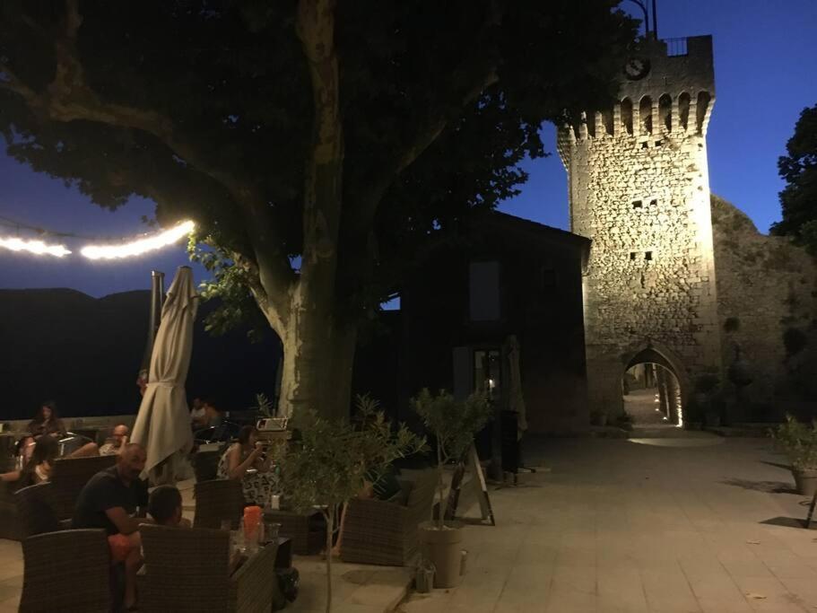 Appartamento La Vue Est Belle Montbrun-les-Bains Esterno foto