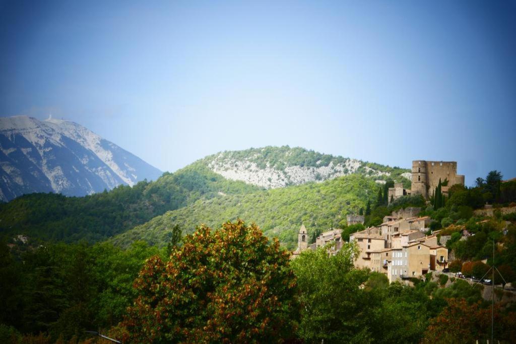 Appartamento La Vue Est Belle Montbrun-les-Bains Esterno foto